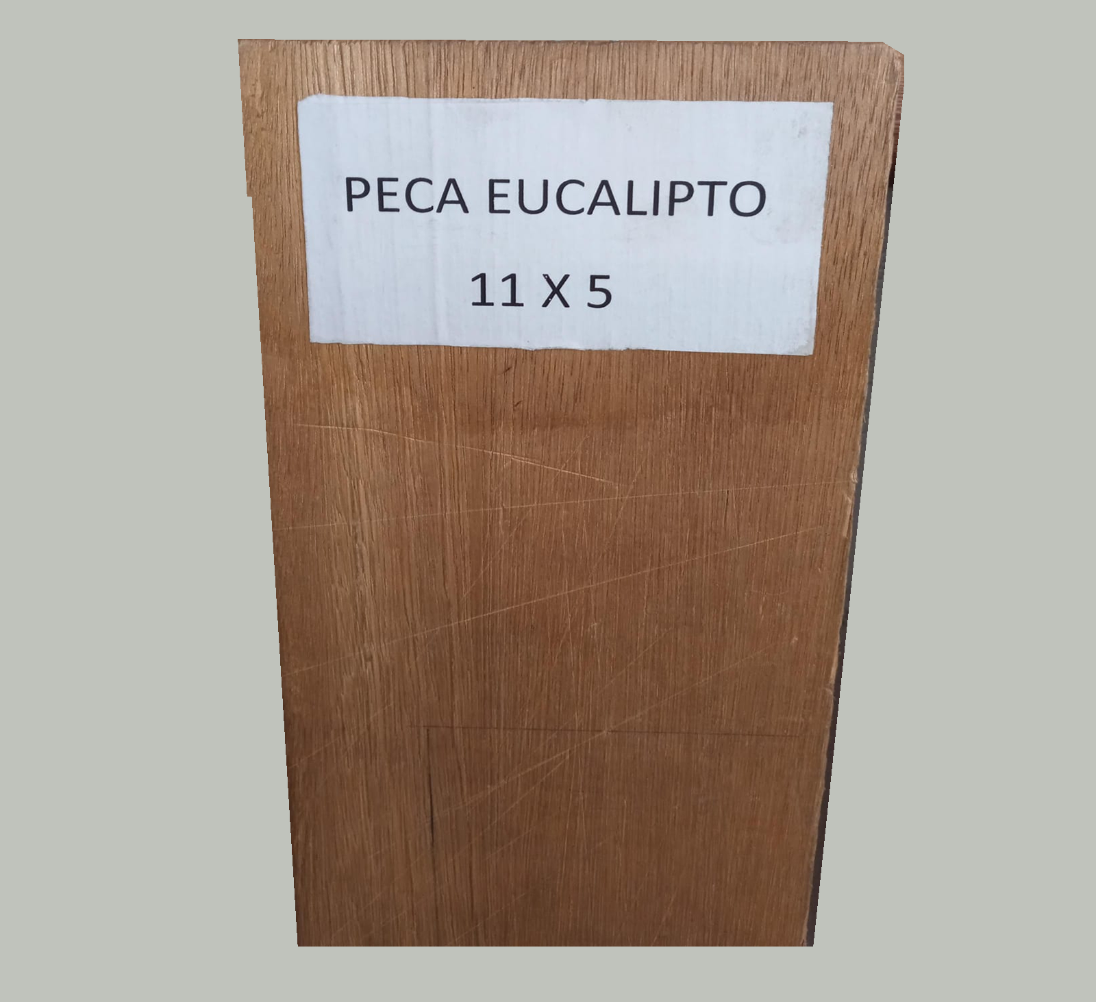 PEÇA DE EUCALIPTO